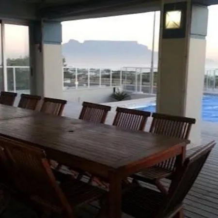 Beachfront Apartment At Seaspray In Blouberg Bloubergstrand Room photo