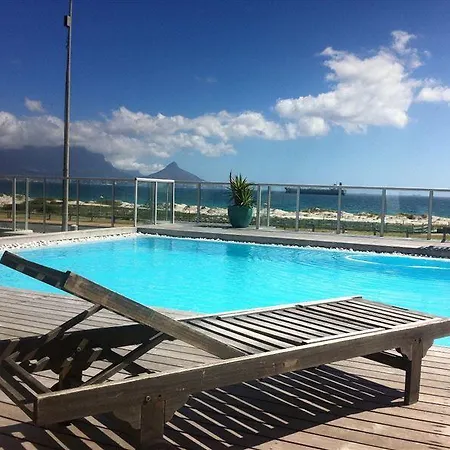 Beachfront Apartment At Seaspray In Blouberg Bloubergstrand Exterior photo